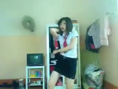 พานิชเต้นยั่วเย็ด เซ็กซี่มากๆหุ่นเด็ดขาวเนียนนมกำลังโตเลย ขากามๆห้ามพลาดเก็บไปฝันได้เลย