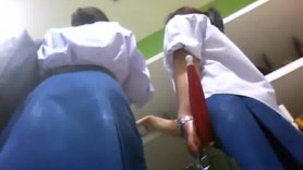 แอบถ่ายนักเรียนใน สยาม อย่างเด็ดเลยครับ เห็นกางเกงในแหล่มๆทั้งนั้น น่าเย็ดจริงๆพวกนี้